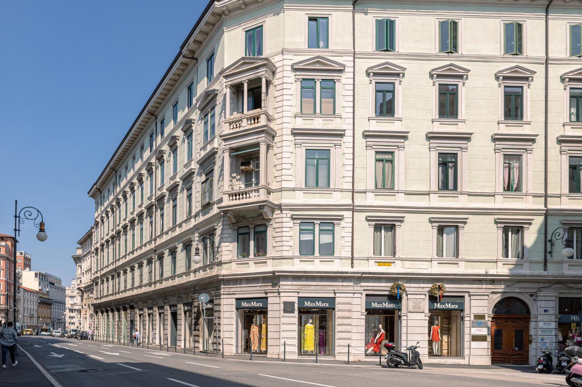 Suite Liberty View - Trieste Center Ponte Rosso Екстериор снимка